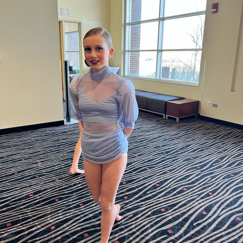 Kelle lyrical costume - size teen